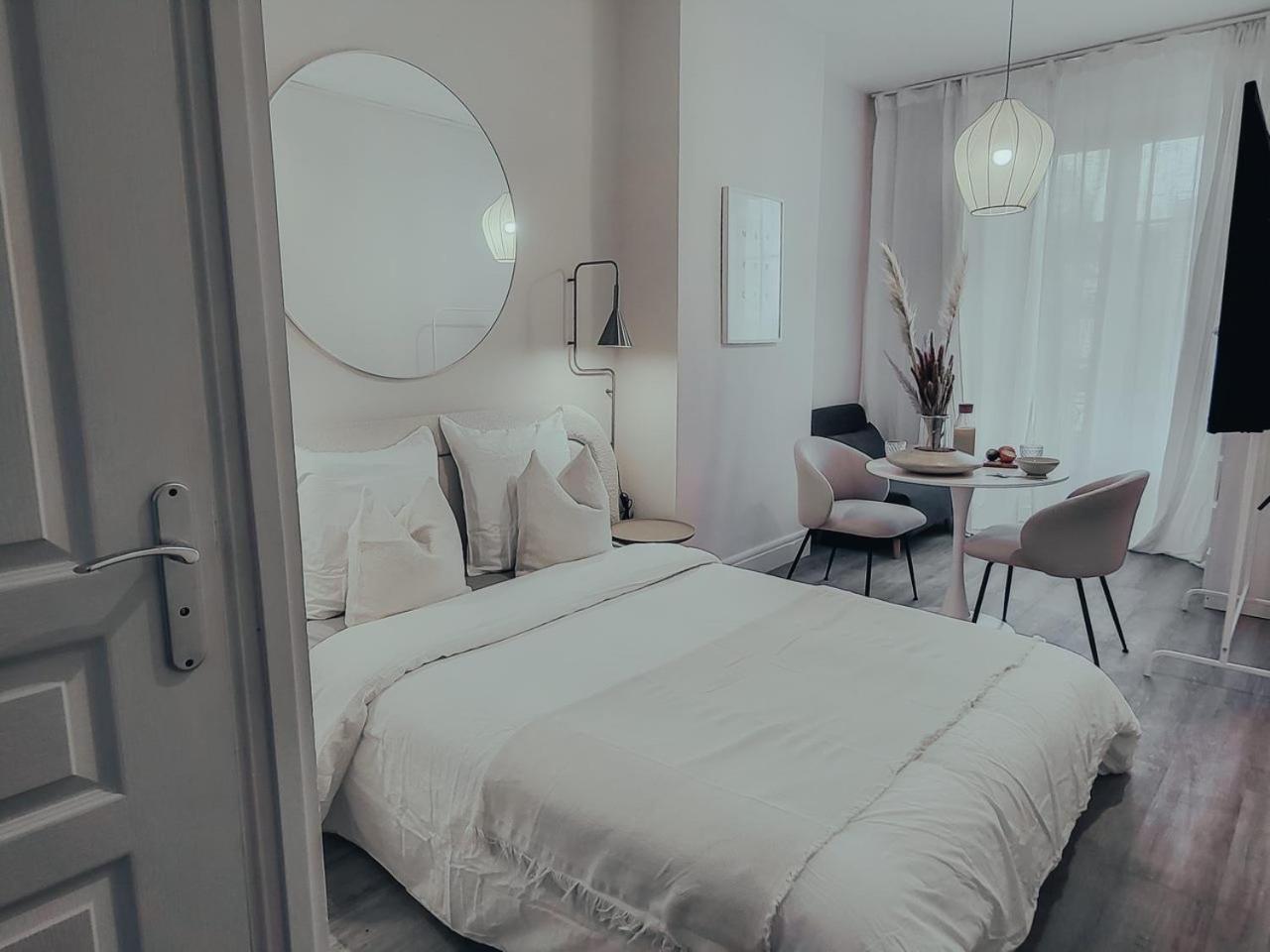 Suite Onega Lyon Exterior foto